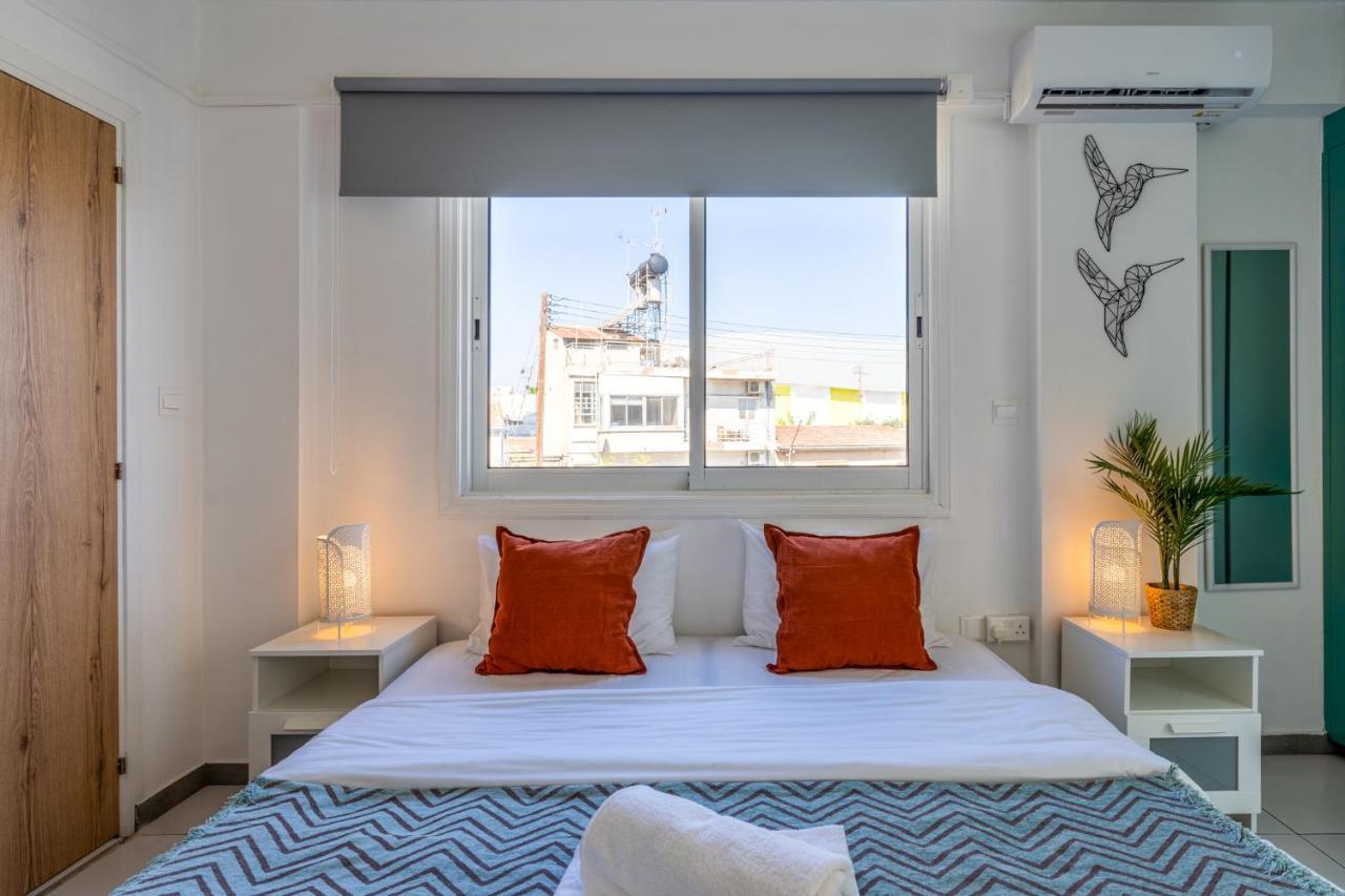 Sofia'S Cosy Studio In Larnaca Exterior photo